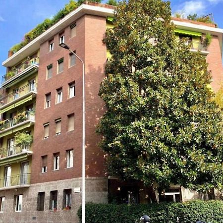 Elegante Appartamento In Zona Tortona-Solari Milano Eksteriør billede