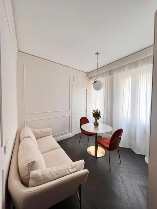 Elegante Appartamento In Zona Tortona-Solari Milano Eksteriør billede